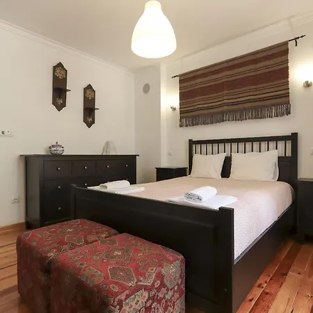 Grand Parliament Duplex By Homing Apartment Lisbon Exterior photo