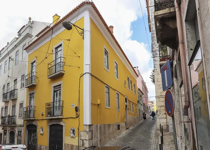 Grand Parliament Duplex By Homing