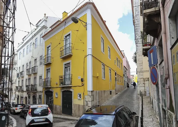 Grand Parliament Duplex By Homing